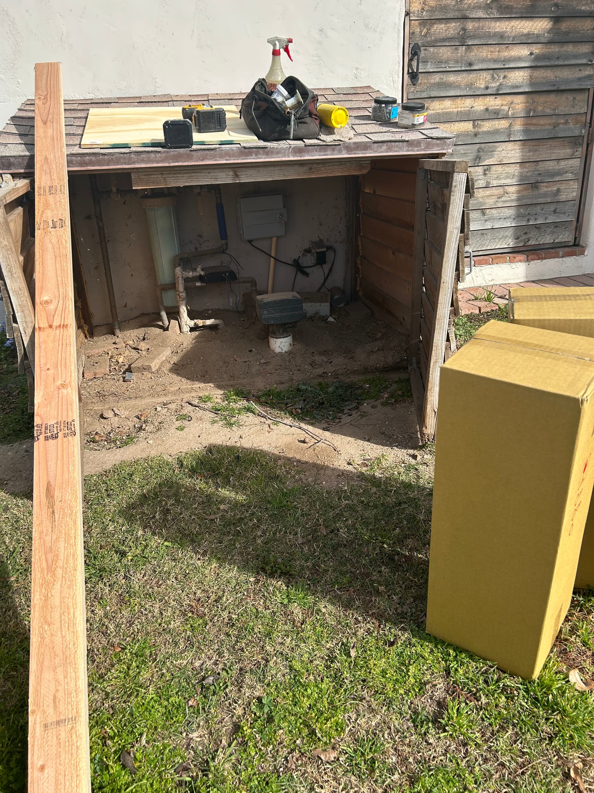 Gallery photos for Efficient Water Filtration Installation for Cleaner Well Water: Image #1