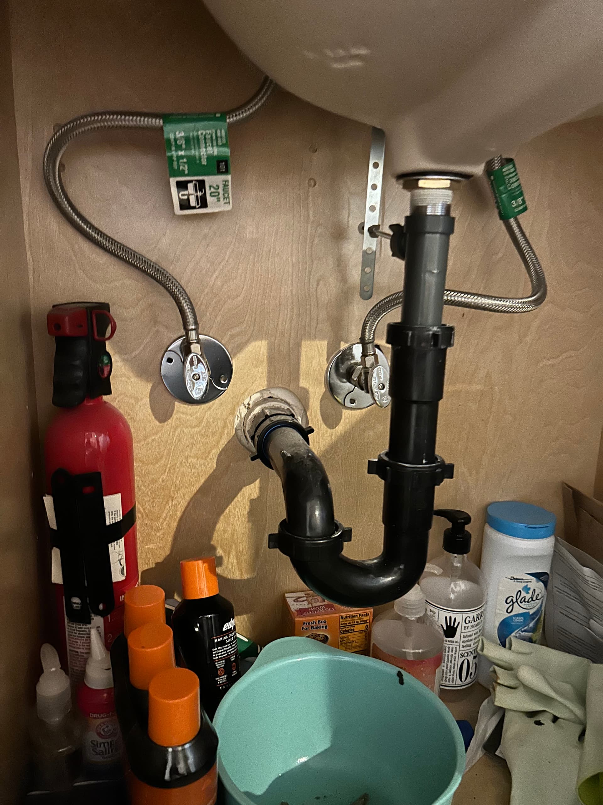 Gallery photos for Bathroom Sink Leak Stopped With a Pop-Up Assembly Replacement: Image #2