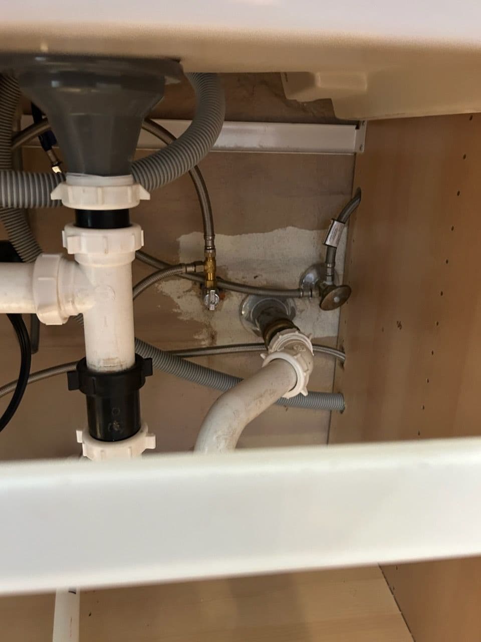 Resolving Under-Sink Plumbing Issues for a Leak-Free Home image