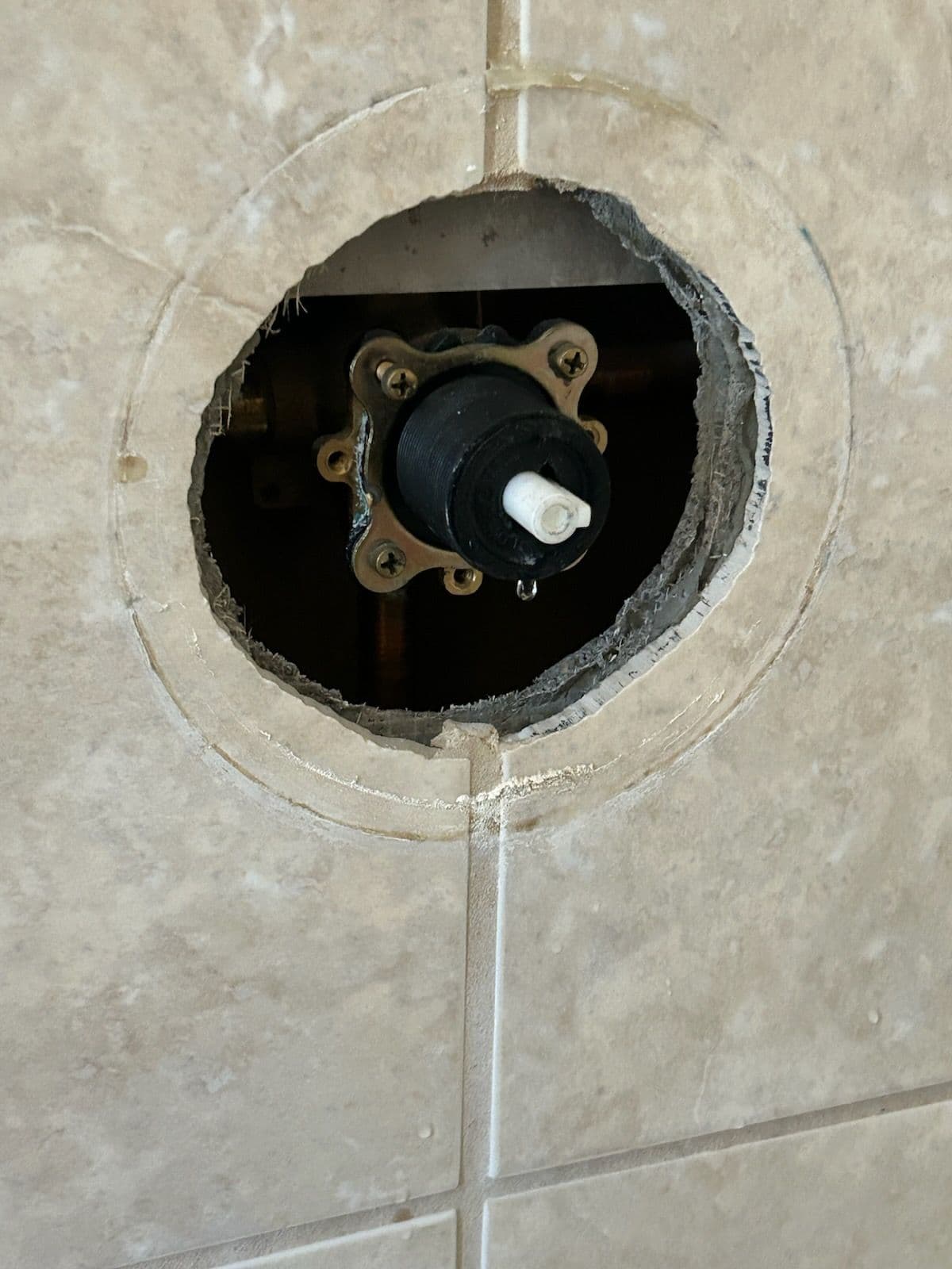 Gallery photos for Efficient Shower Valve Repair Saves You Money: Image #2